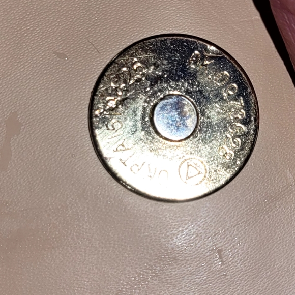 Louis Vuitton HandBag - Picture 6 of 6